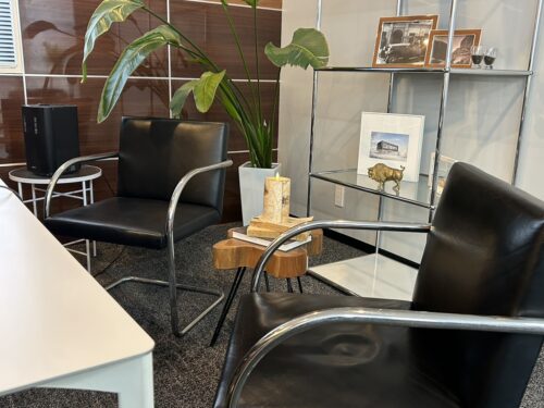 社長席の前に、ソファはいらない